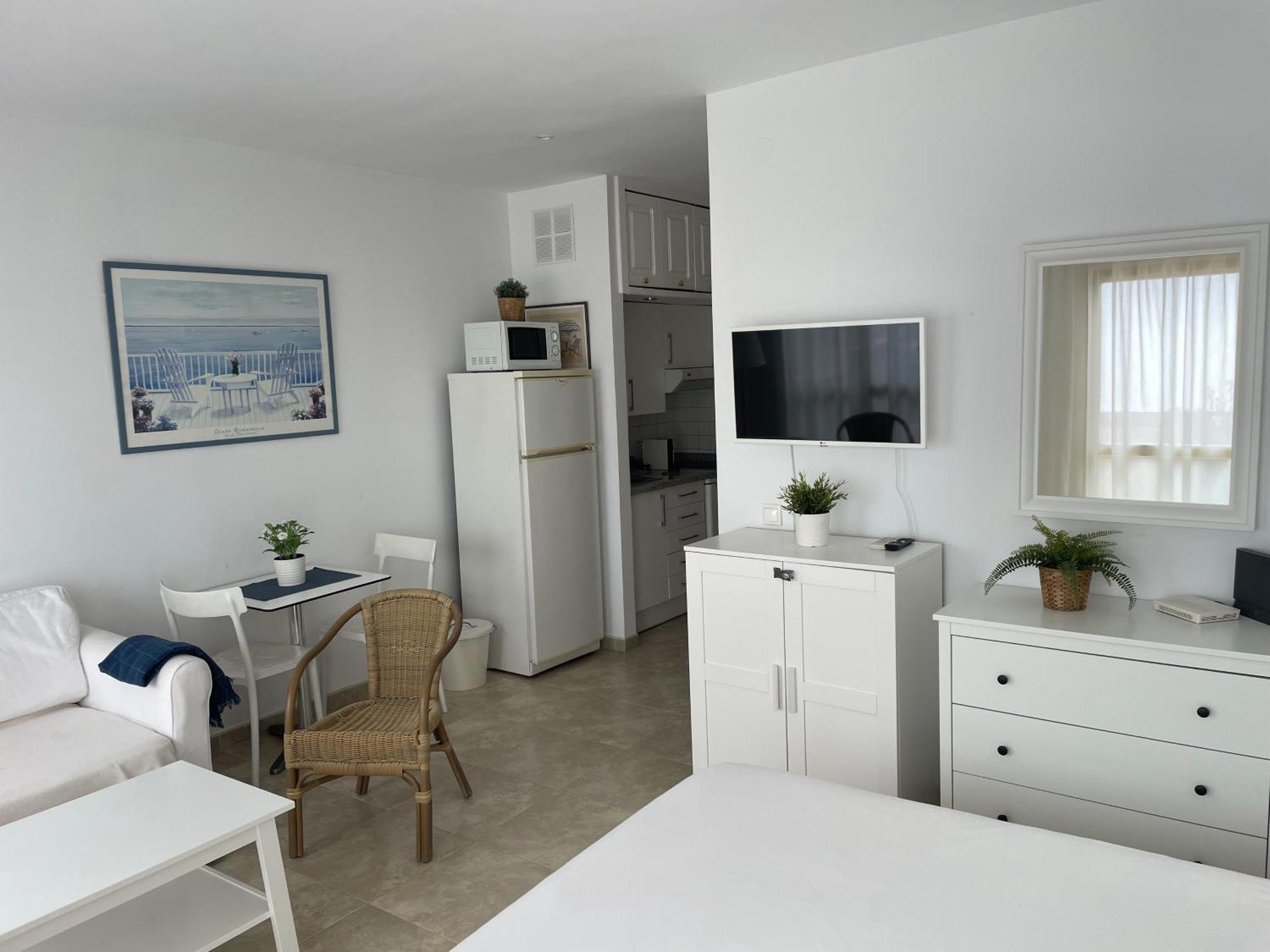 Estudio Con Insuperables Vistas Al Mar: Aparcamiento 마르베야 외부 사진